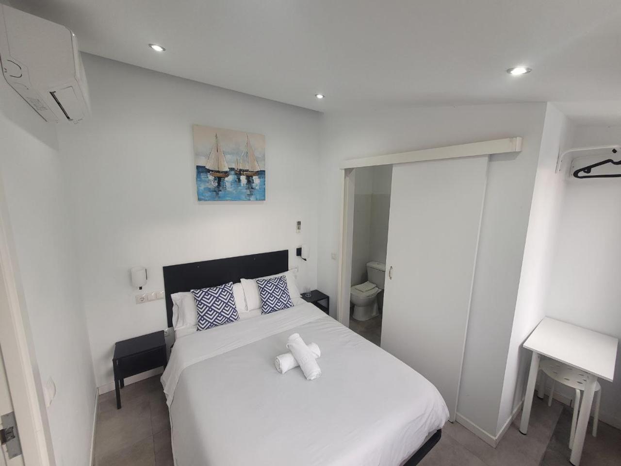 Ayz Frailes - Auto Check-In Property (Adults Only) Málaga Kültér fotó