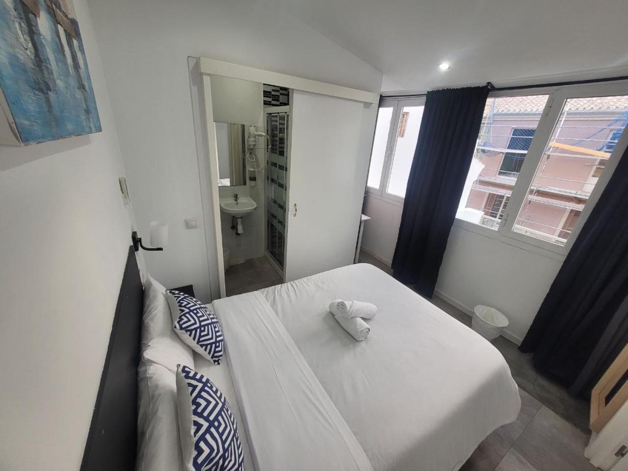 Ayz Frailes - Auto Check-In Property (Adults Only) Málaga Kültér fotó