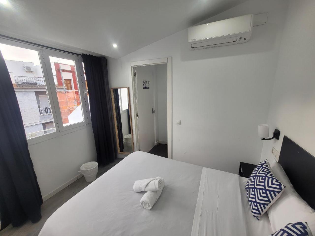 Ayz Frailes - Auto Check-In Property (Adults Only) Málaga Kültér fotó
