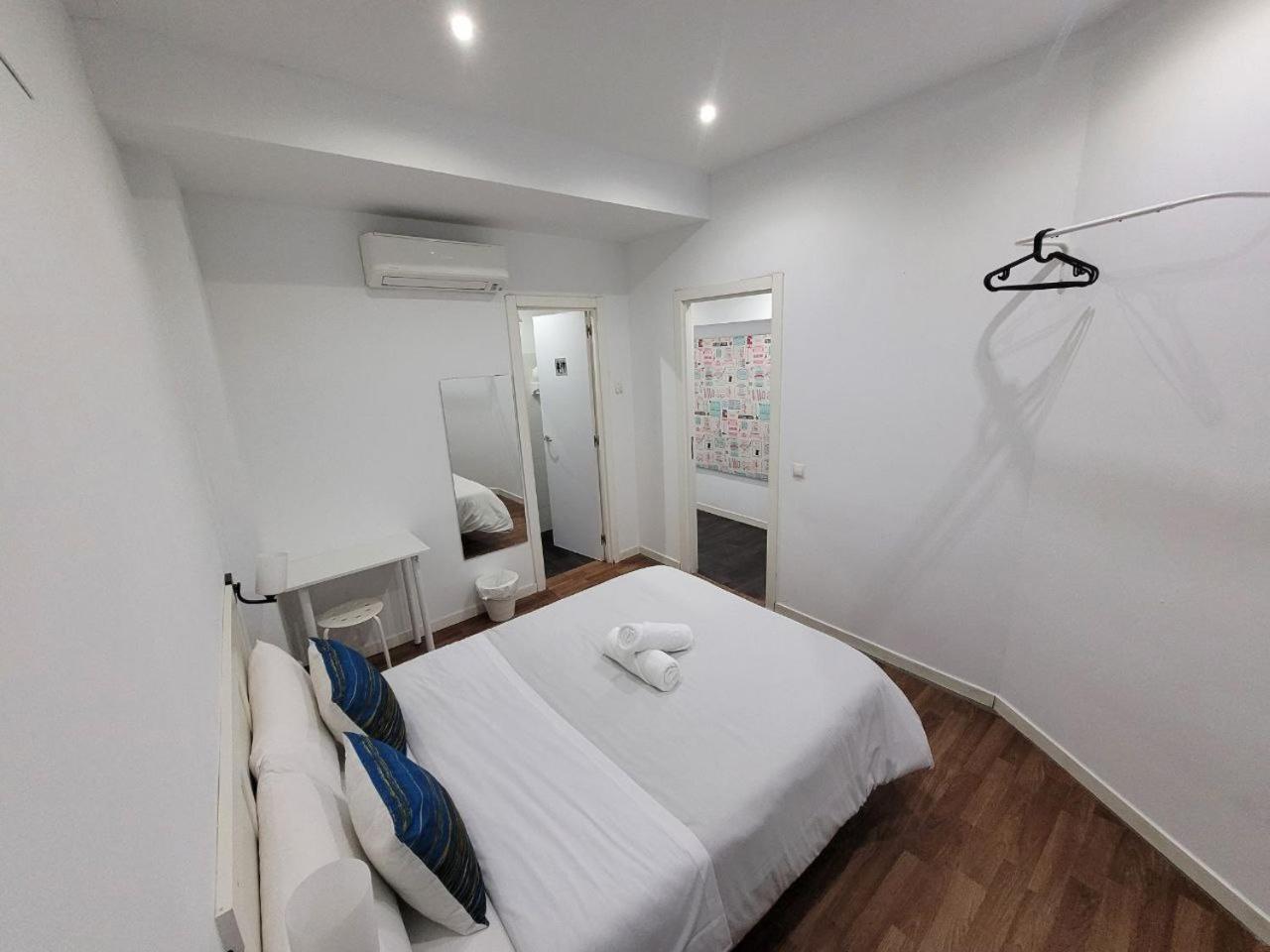 Ayz Frailes - Auto Check-In Property (Adults Only) Málaga Kültér fotó