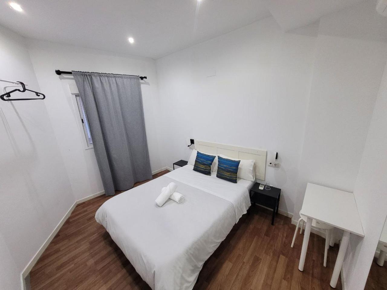 Ayz Frailes - Auto Check-In Property (Adults Only) Málaga Kültér fotó