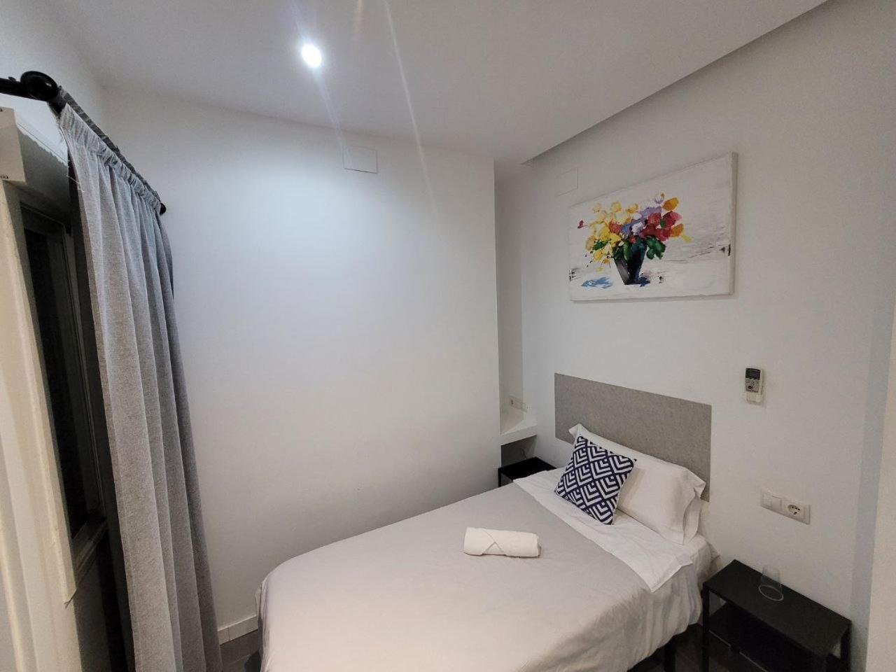Ayz Frailes - Auto Check-In Property (Adults Only) Málaga Kültér fotó