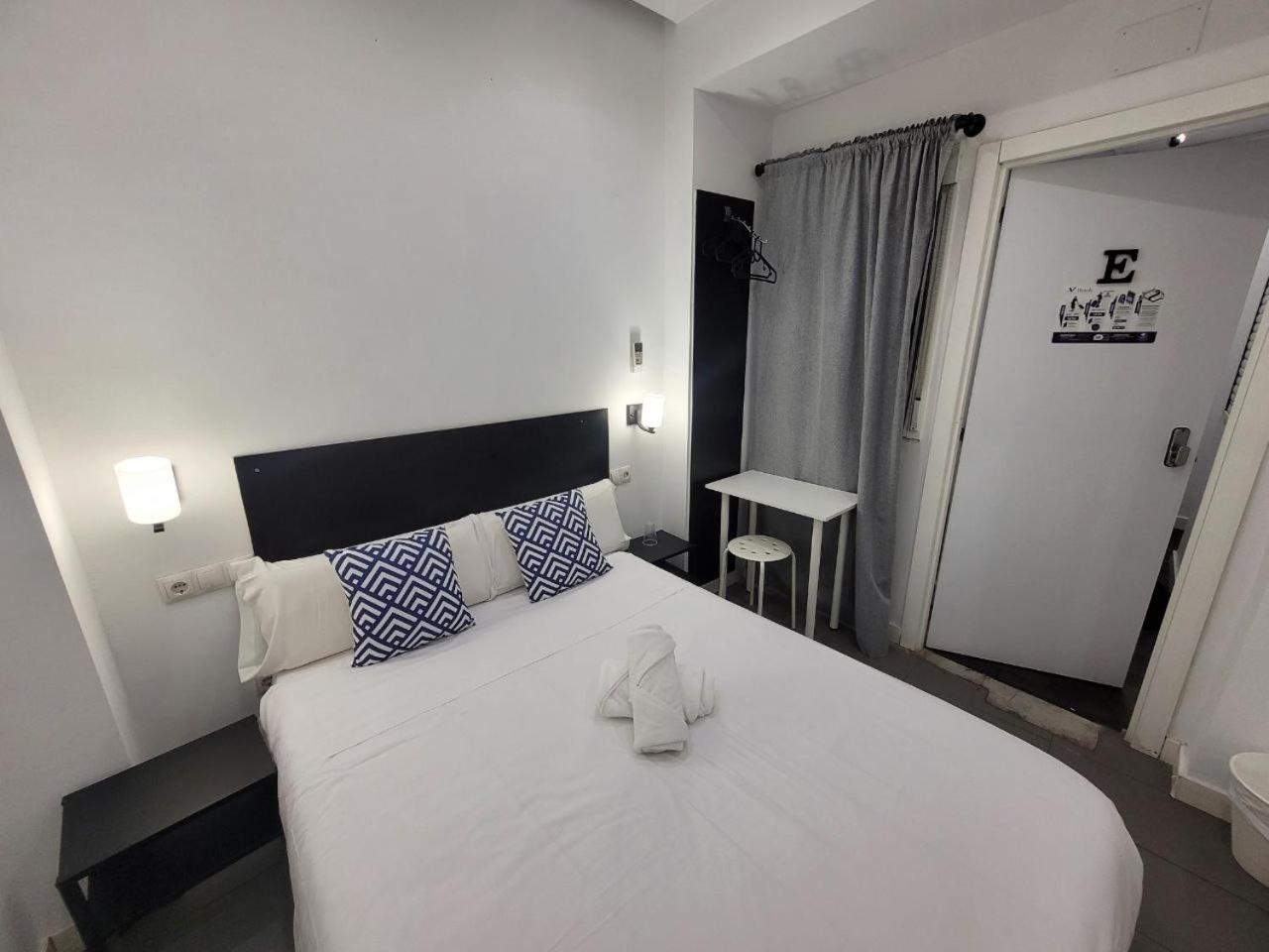 Ayz Frailes - Auto Check-In Property (Adults Only) Málaga Kültér fotó